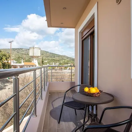 M&e Apartment *